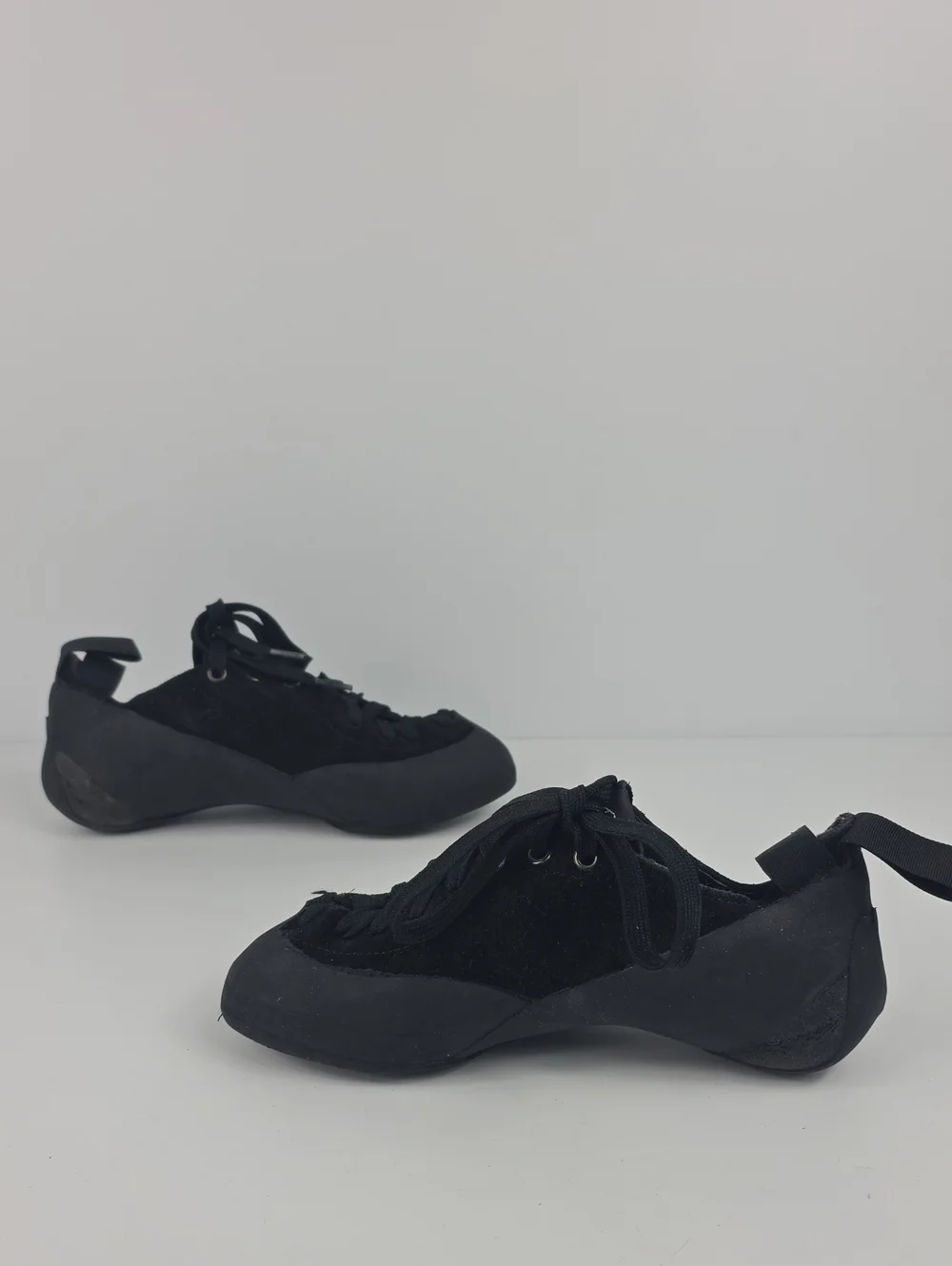 Five Ten Diamond Black Rock Climbing Women's Shoes Size 7.5 - Picture 3 of 13